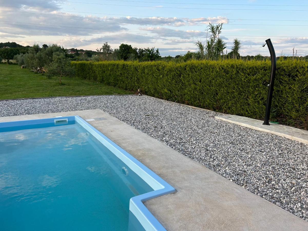 Dora House With Wifi And Outdoor Swimming Pool Villa พูลา ภายนอก รูปภาพ